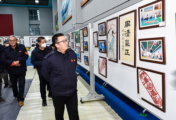 5802--【廉政建設】公司紀委舉辦“品廉潔之作 樹清廉風尚”廉潔作品藝術展，推動“清廉陜投”建設走深走實.jpg