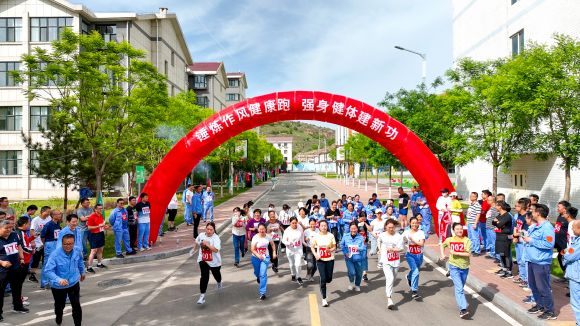 1--【幸福清能】暖心服務傳遞“工會溫度”，用心用情當好職工“娘家人”.jpg