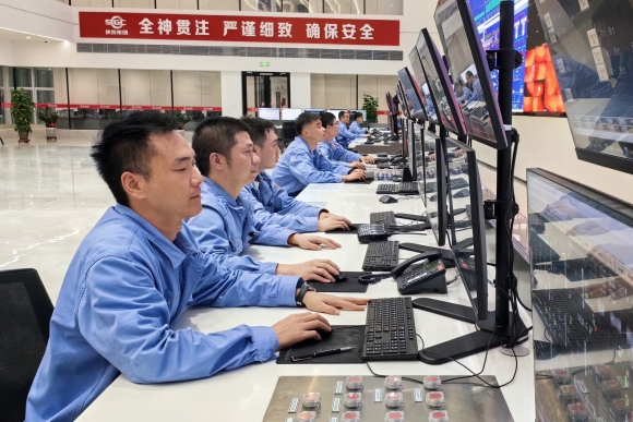 1--清水川能源：國慶保電“不打烊” 一腔赤誠勇擔當_副本.jpg